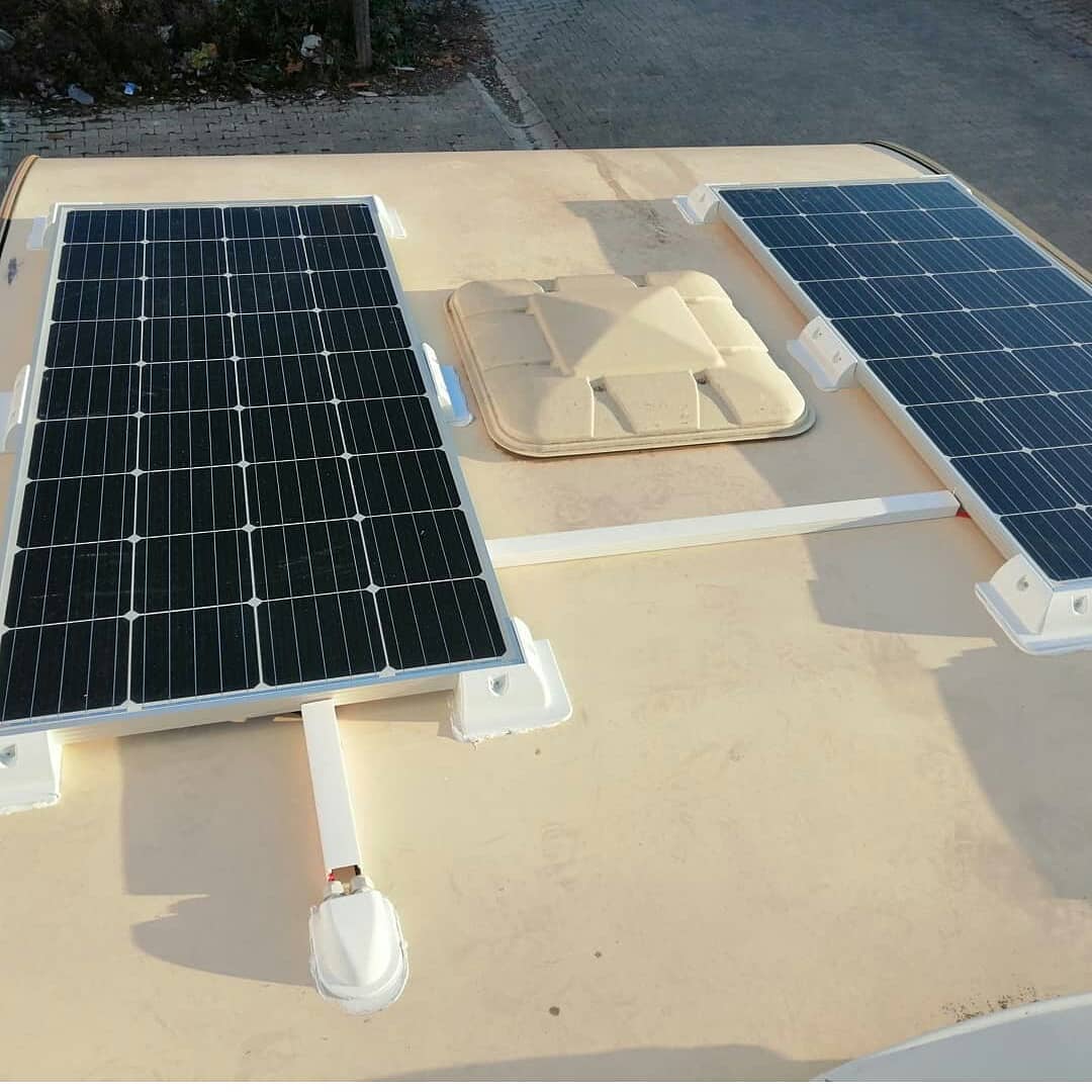 کمپر با برق خورشیدی